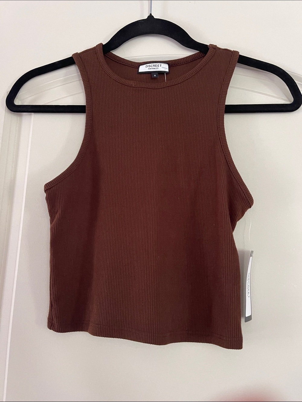 Discreet Ribbed Sleeveless Tank Top - Chocolate Brown
